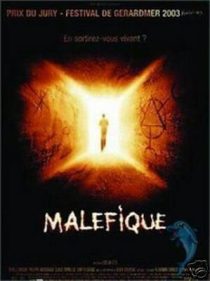 دانلود فیلم Maléfique 2002253487-1529462422