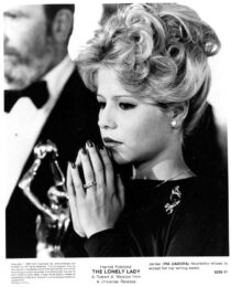دانلود فیلم The Lonely Lady 1983352727-2136339296