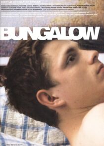 دانلود فیلم Bungalow 2002392404-70831165