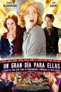 دانلود فیلم Miss Pettigrew Lives for a Day 2008425519-1648422676